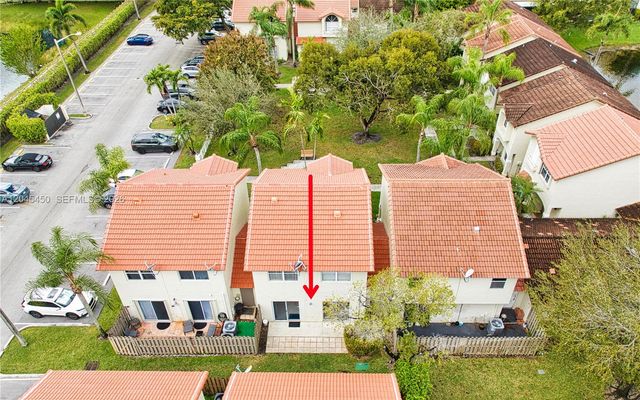 10829 NW 3rd Court B12L, Pembroke Pines, FL 33026