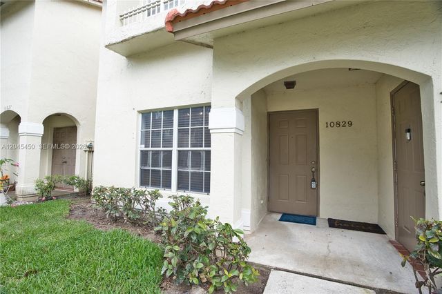 10829 NW 3rd Court B12L, Pembroke Pines, FL 33026