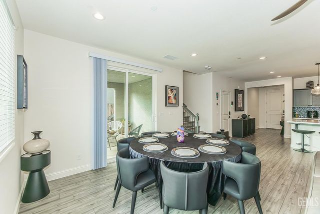 4148 Beverly Avenue, Clovis, CA 93619