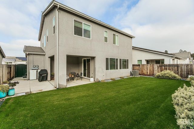 4148 Beverly Avenue, Clovis, CA 93619