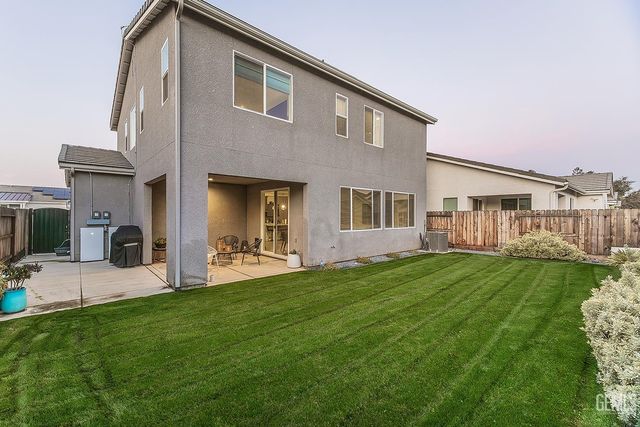 4148 Beverly Avenue, Clovis, CA 93619