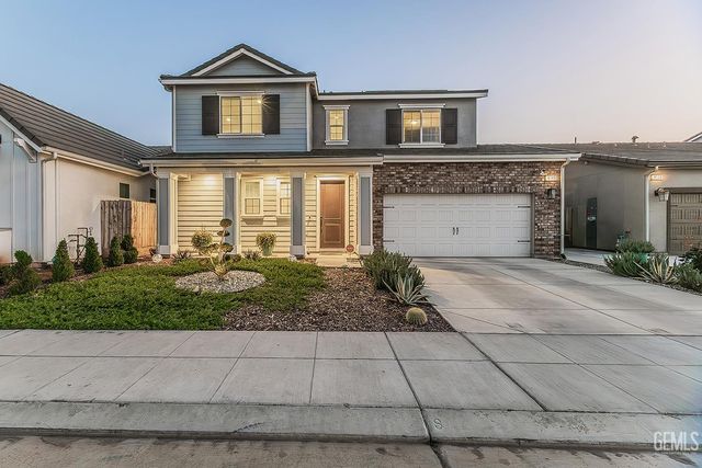 4148 Beverly Avenue, Clovis, CA 93619