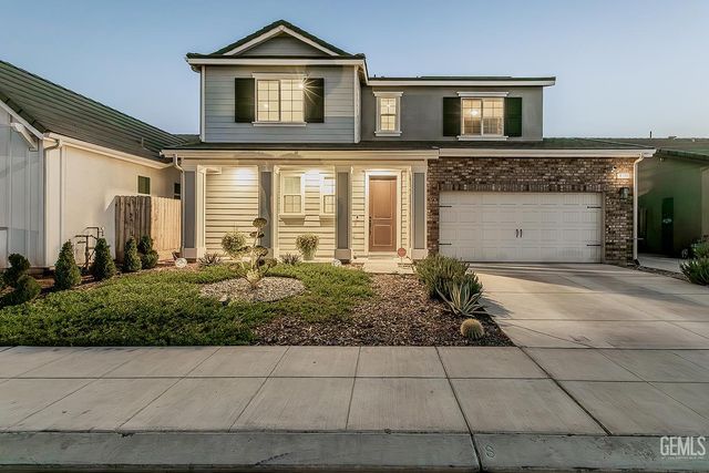 4148 Beverly Avenue, Clovis, CA 93619