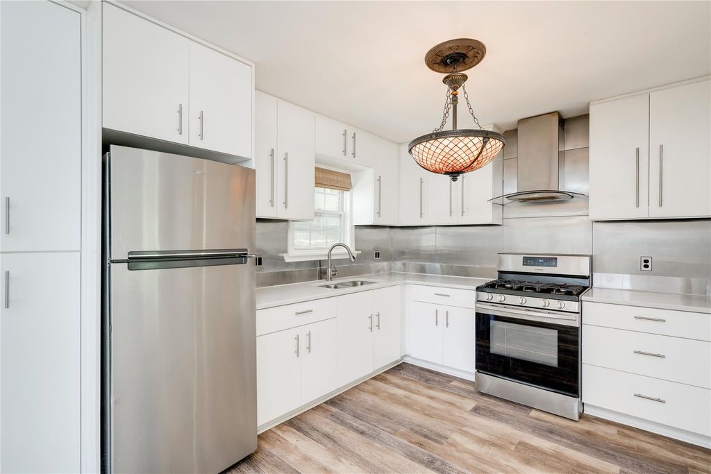 2903 S 5th ST, Austin, TX 78704