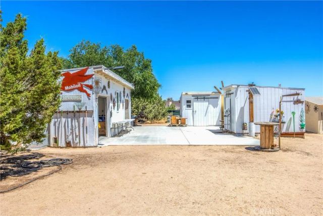 15212 El Centro Street, Hesperia, CA 92345