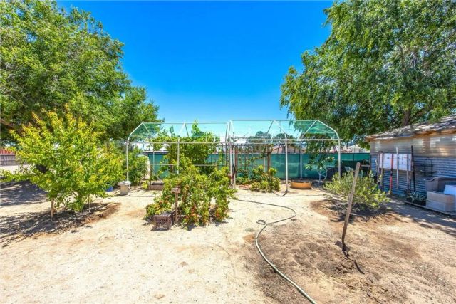 15212 El Centro Street, Hesperia, CA 92345