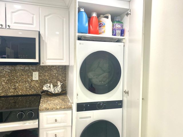 210 174th St 403, Sunny Isles Beach, FL 33160