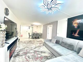 210 174th St 403, Sunny Isles Beach, FL 33160
