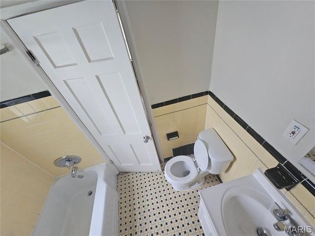 5333 Olene Drive, St Louis, MO 63121