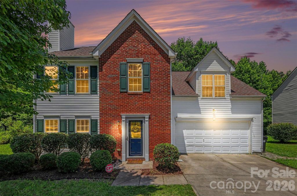 705 Pawley Drive, Charlotte, NC 28214