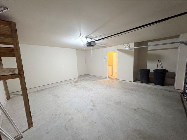 3721 Whisper Walk, Montgomery, TX 77356