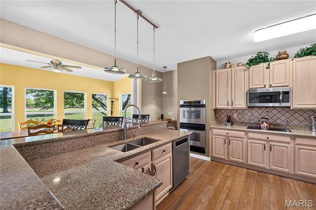4262 Caballo Crossing Drive, Florissant, MO 63034