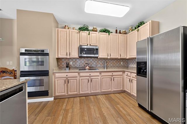 4262 Caballo Crossing Drive, Florissant, MO 63034
