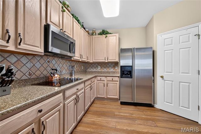 4262 Caballo Crossing Drive, Florissant, MO 63034