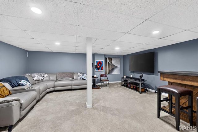 4262 Caballo Crossing Drive, Florissant, MO 63034