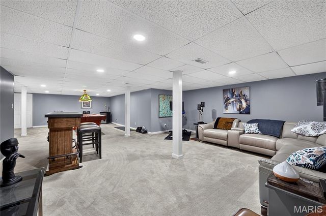 4262 Caballo Crossing Drive, Florissant, MO 63034