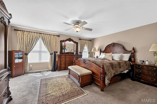 4262 Caballo Crossing Drive, Florissant, MO 63034