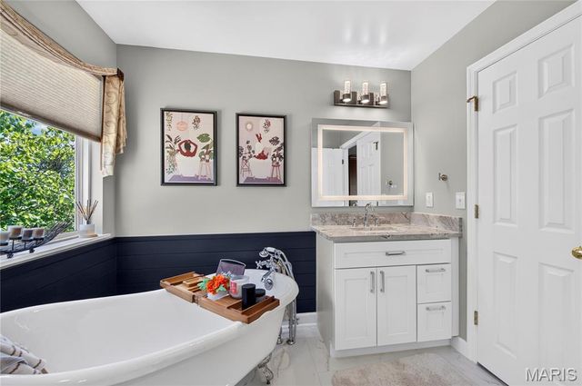 4262 Caballo Crossing Drive, Florissant, MO 63034
