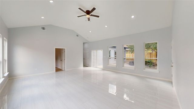 1718 Beaver Creek Circle, Duncanville, TX 75137