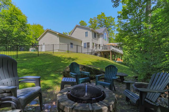 4 Bear Drive, Enfield, NH 03748