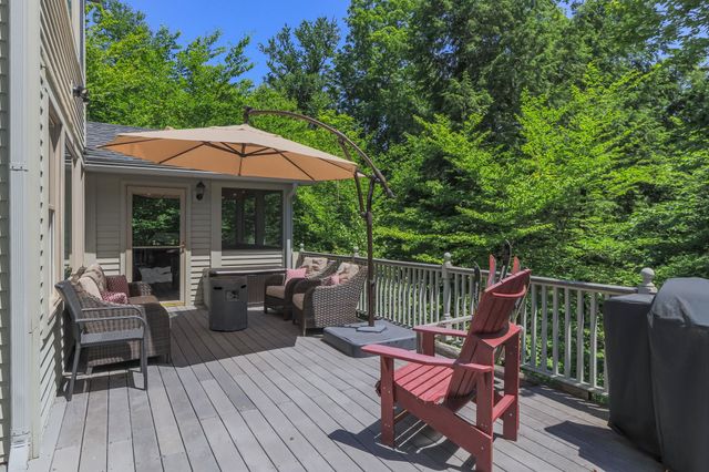 4 Bear Drive, Enfield, NH 03748