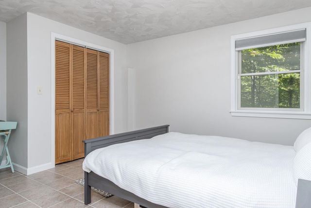 4 Bear Drive, Enfield, NH 03748
