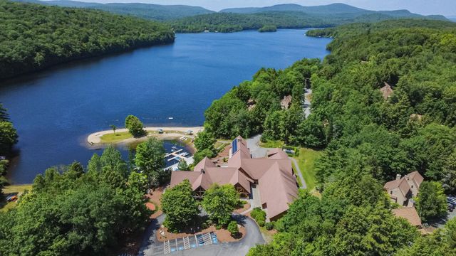 4 Bear Drive, Enfield, NH 03748