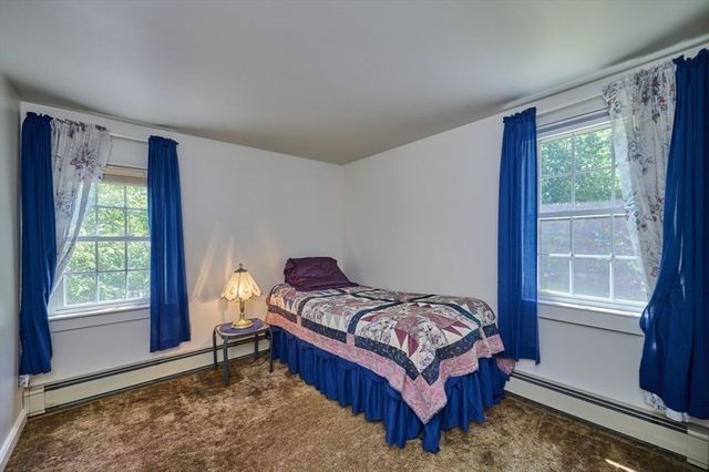 462 Park St, North Reading, MA 01864