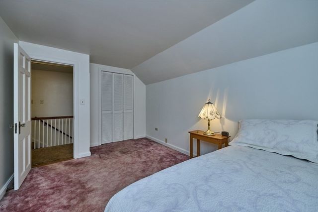 462 Park St, North Reading, MA 01864
