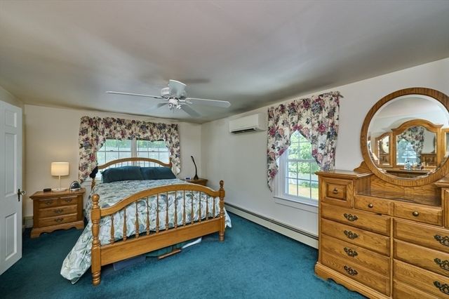 462 Park St, North Reading, MA 01864