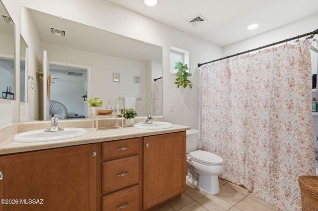 11032 E Gray Mare Trail, Tucson, AZ 85747