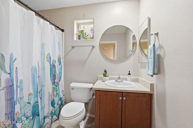 11032 E Gray Mare Trail, Tucson, AZ 85747