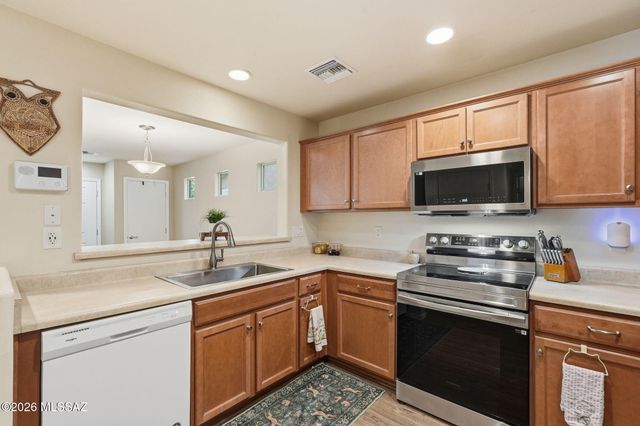 11032 E Gray Mare Trail, Tucson, AZ 85747