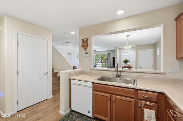 11032 E Gray Mare Trail, Tucson, AZ 85747