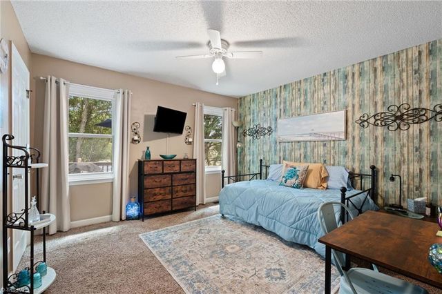 1830 Camden Forest Drive, Winston-salem, NC 27127