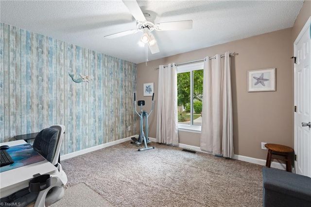 1830 Camden Forest Drive, Winston-salem, NC 27127