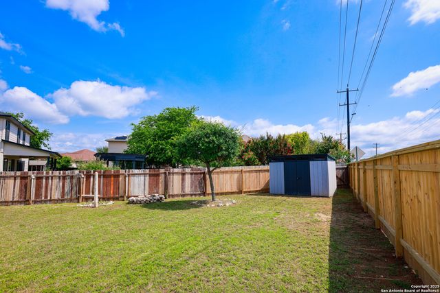10226 N Homburg Ranch, Helotes, TX 78023