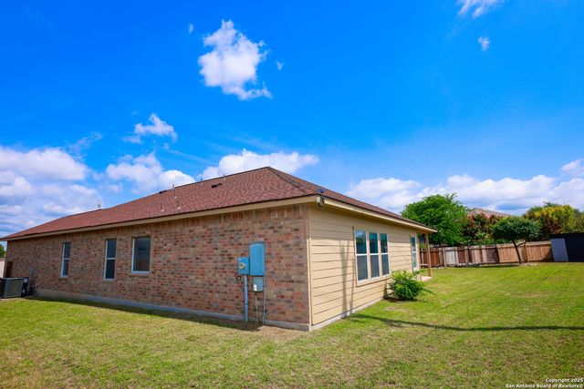 10226 N Homburg Ranch, Helotes, TX 78023