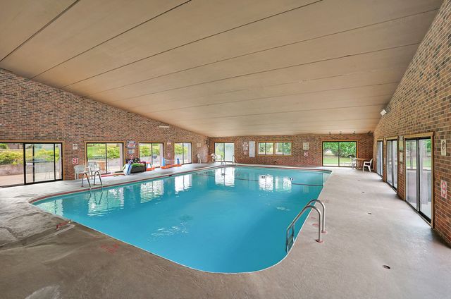 1503 Woodbridge Road 1D, Joliet, IL 60436