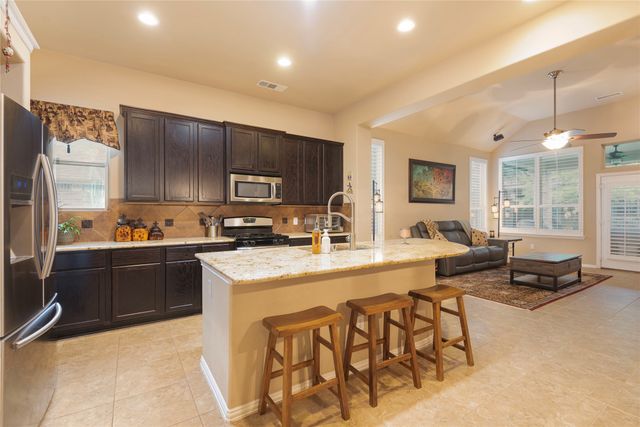 5320 Grovewood Drive, Mckinney, TX 75071