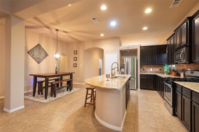 5320 Grovewood Drive, Mckinney, TX 75071