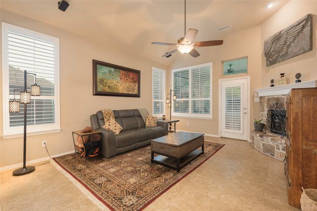 5320 Grovewood Drive, Mckinney, TX 75071