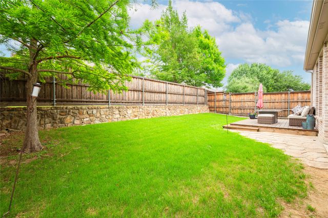5320 Grovewood Drive, Mckinney, TX 75071