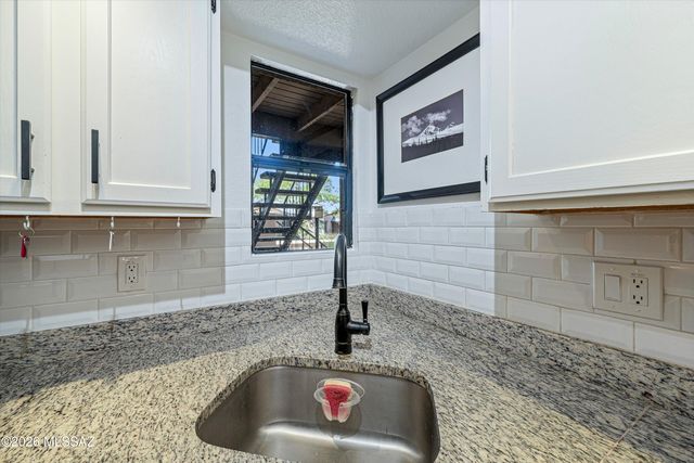 5800 N Kolb Rd Unit 1102, Tucson, AZ 85750