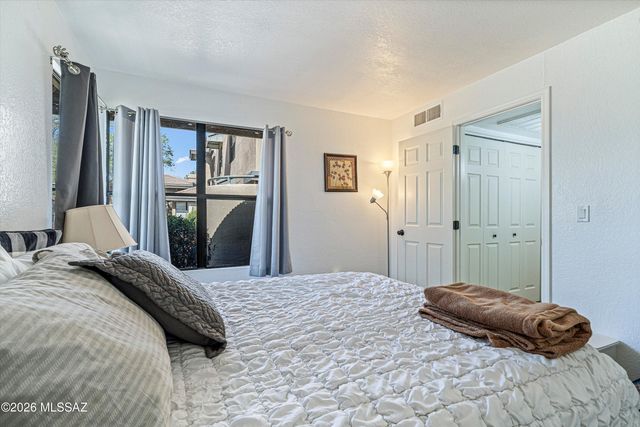 5800 N Kolb Rd Unit 1102, Tucson, AZ 85750