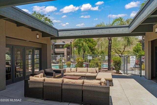 5800 N Kolb Rd Unit 1102, Tucson, AZ 85750