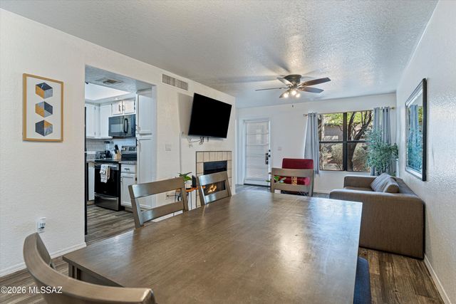 5800 N Kolb Rd Unit 1102, Tucson, AZ 85750