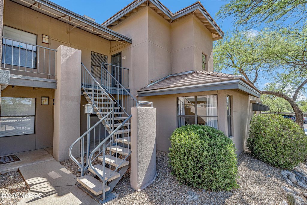 5800 N Kolb Rd Unit 1102, Tucson, AZ 85750