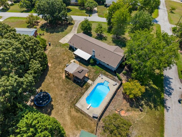 210 Robin Drive, Anderson, SC 29621