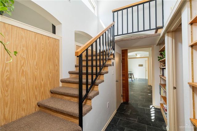 1002 S Border Avenue, Weslaco, TX 78596